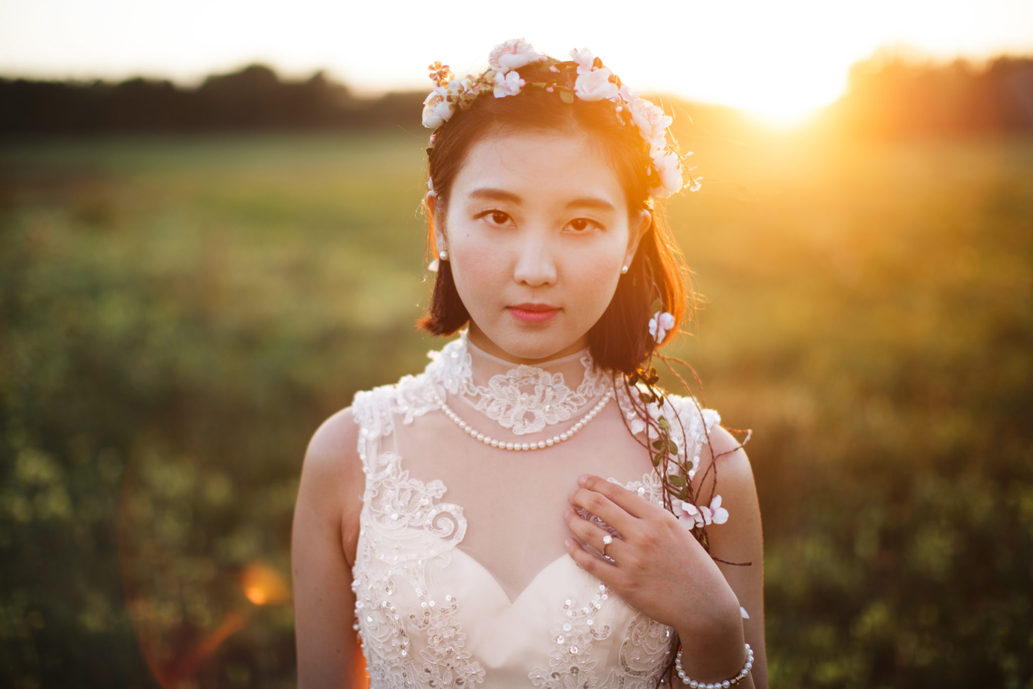 bride-field-sunset-niagara-on-the-lake-wedding
