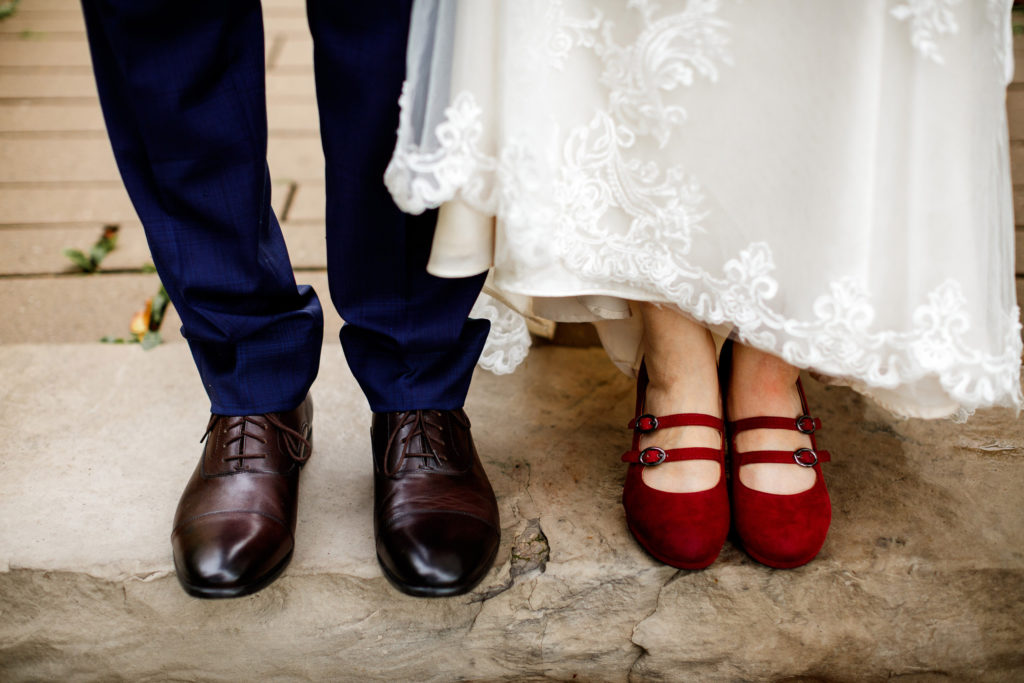 bride groom shoes wedding vineland estates winery niagara