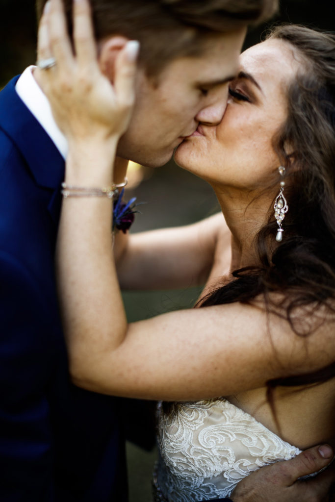 romantic wedding photography balls falls lincoln ontario makeup by southcoast beauty