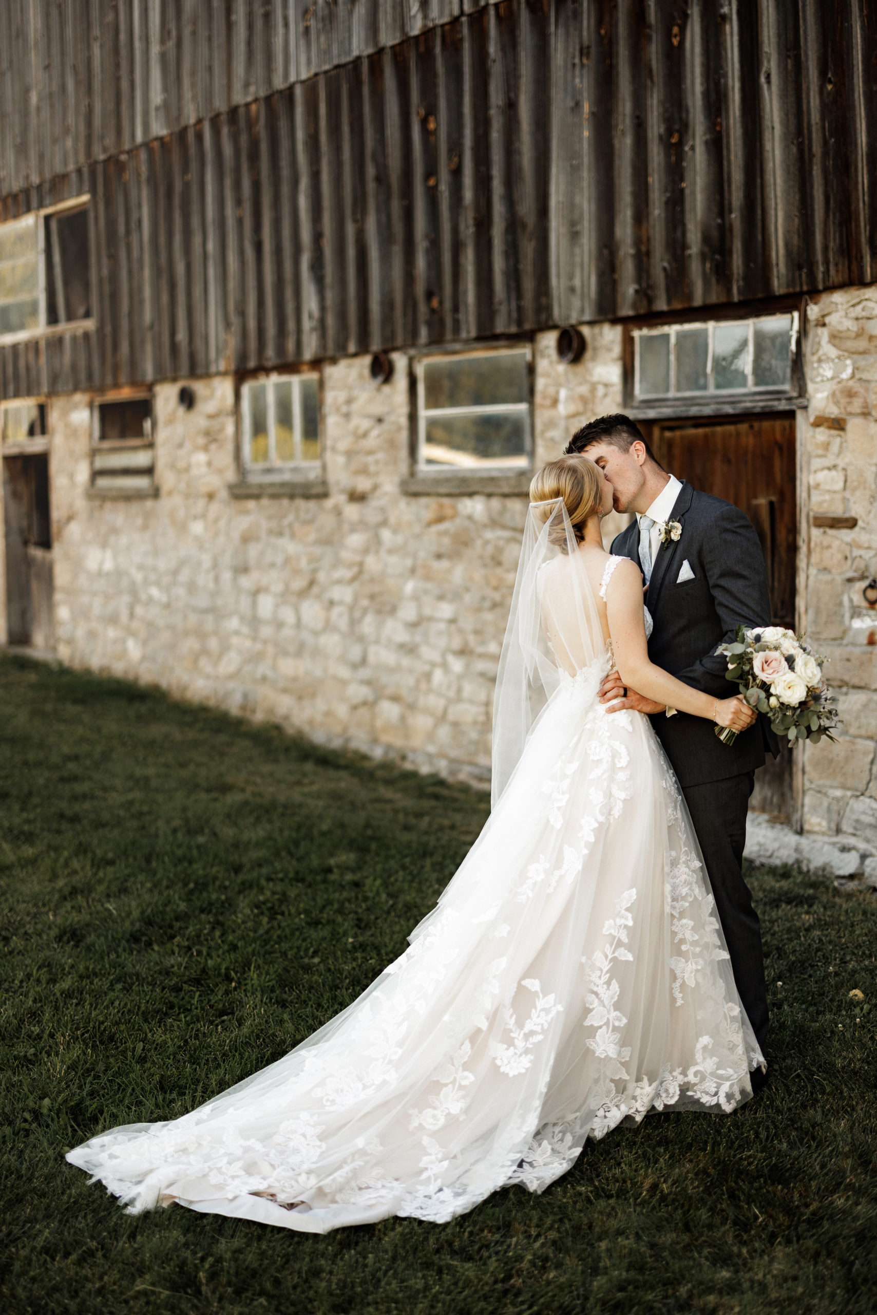 bride groom wedding portraits cave spring vineyard winery photography afterglow