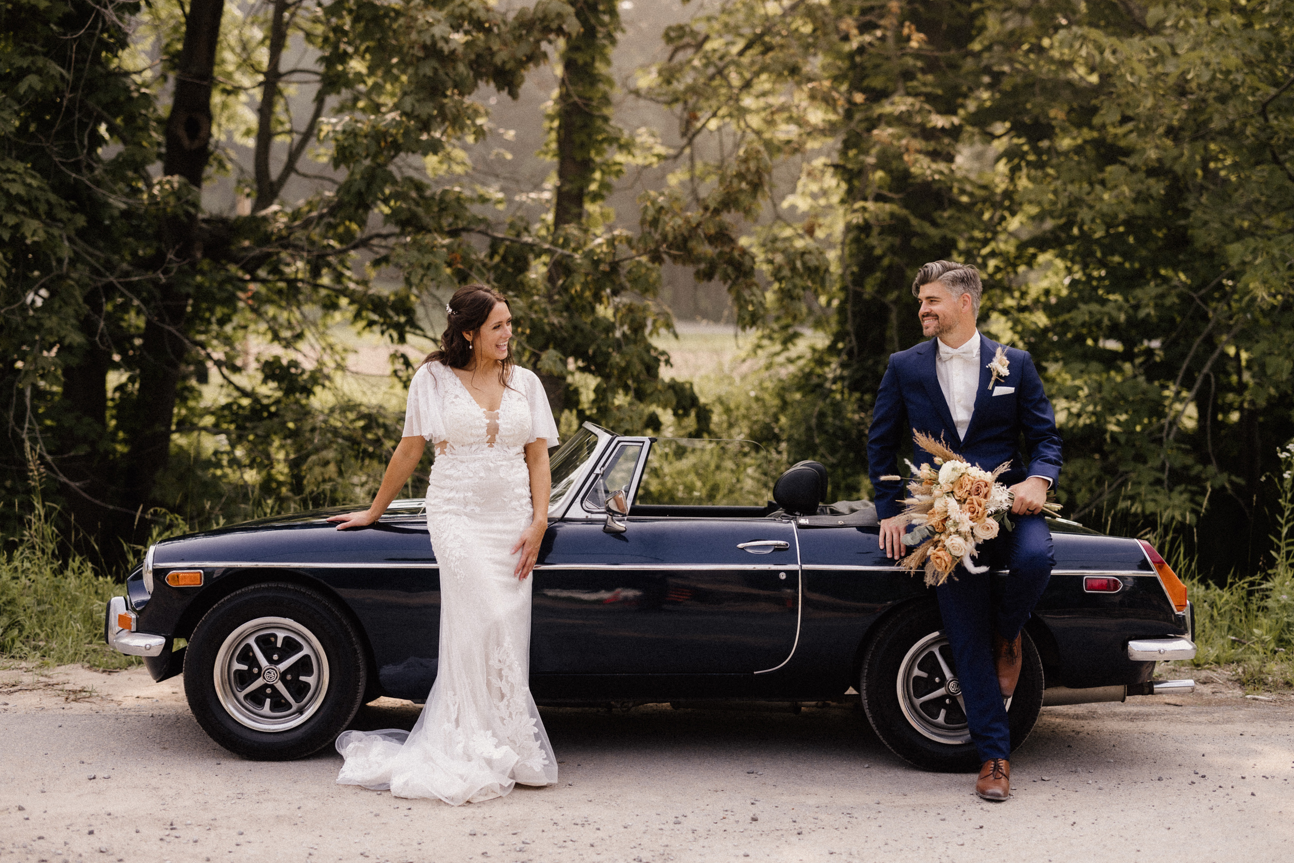 classic car bride groom wedding photographer afterglow images