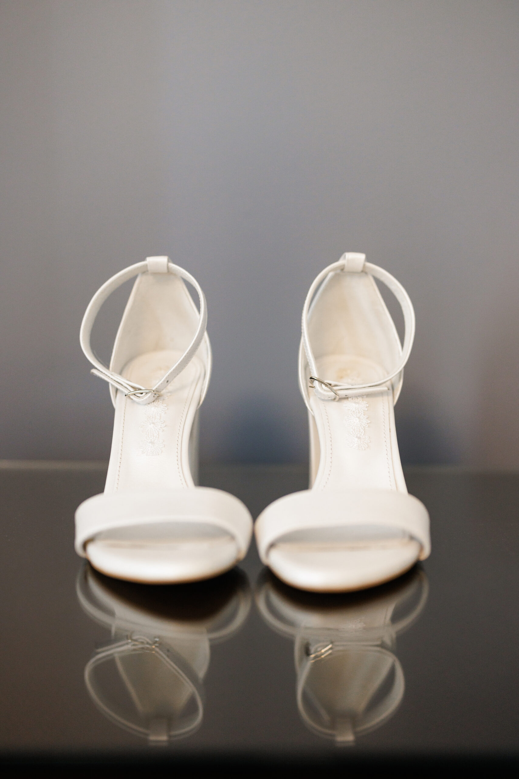 bridal wedding shoes white