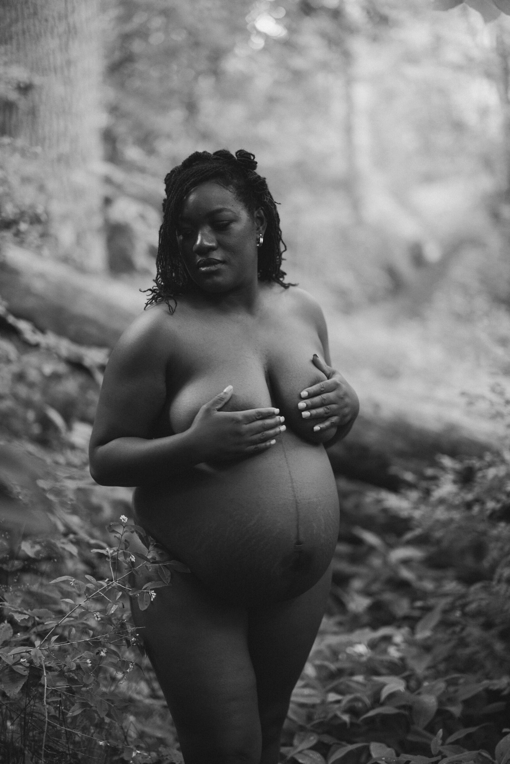 pregnant maternity nude dark forest photographer niagara aftergl