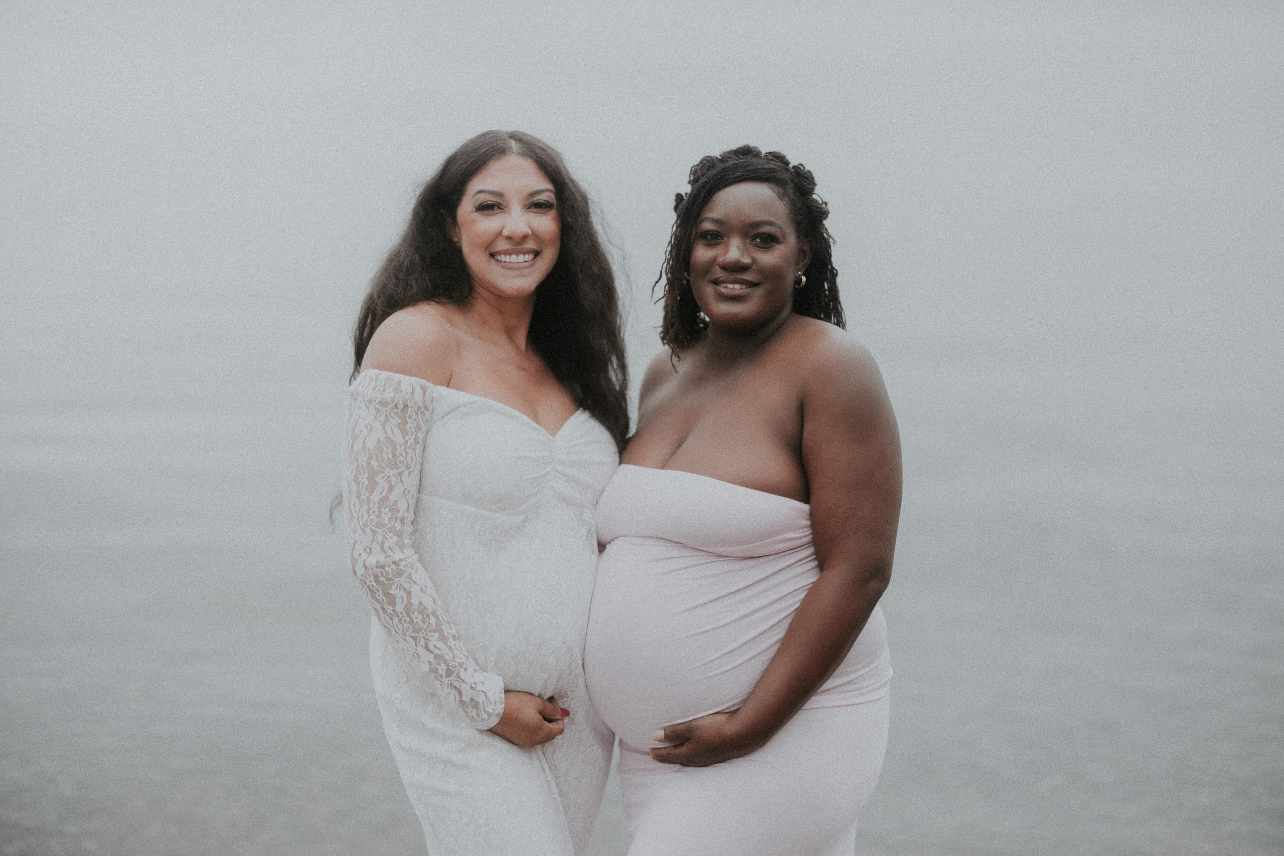 best friends pregnant maternity session niagara beach film