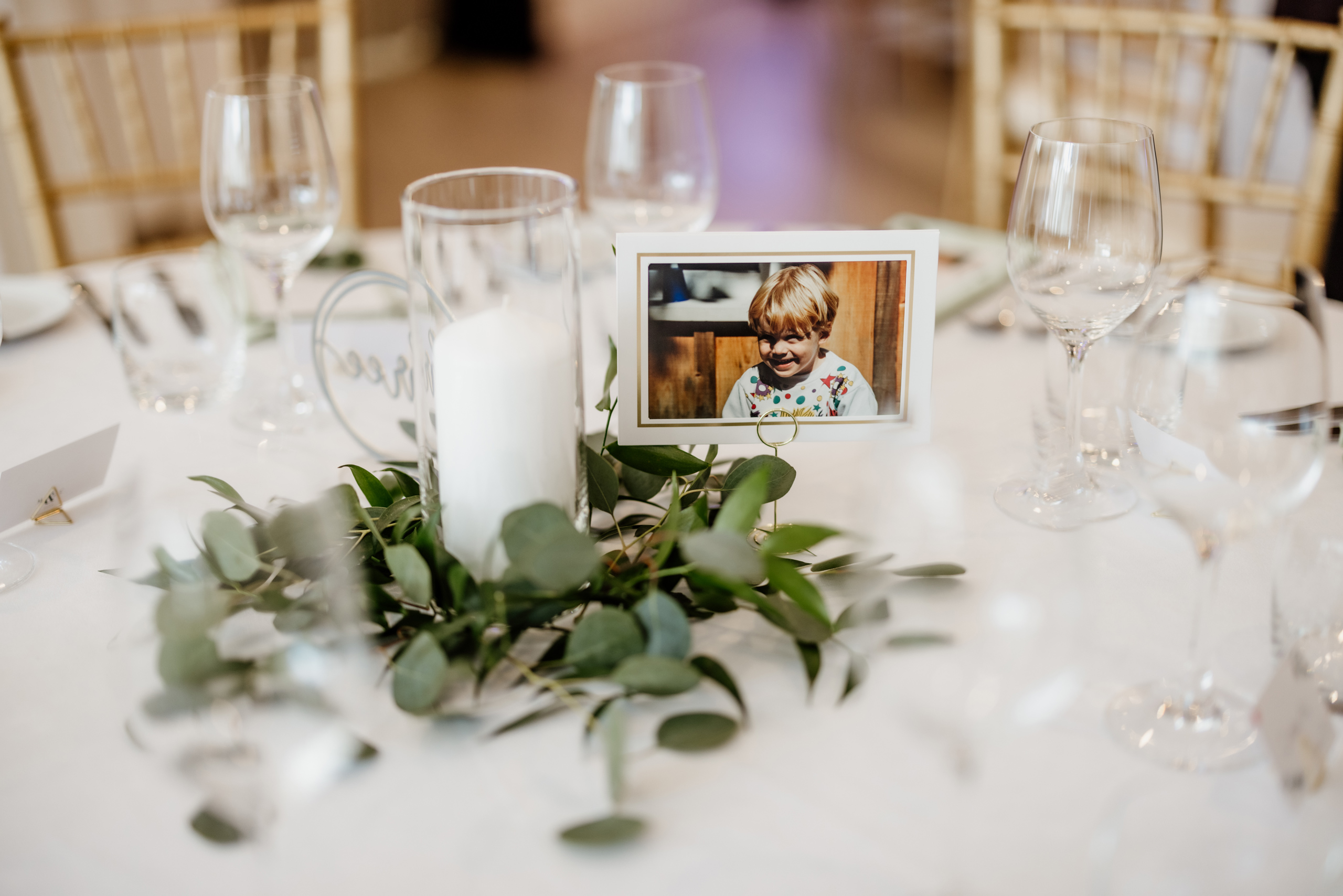 table decor lush florals gate house niagara on the lake wedding