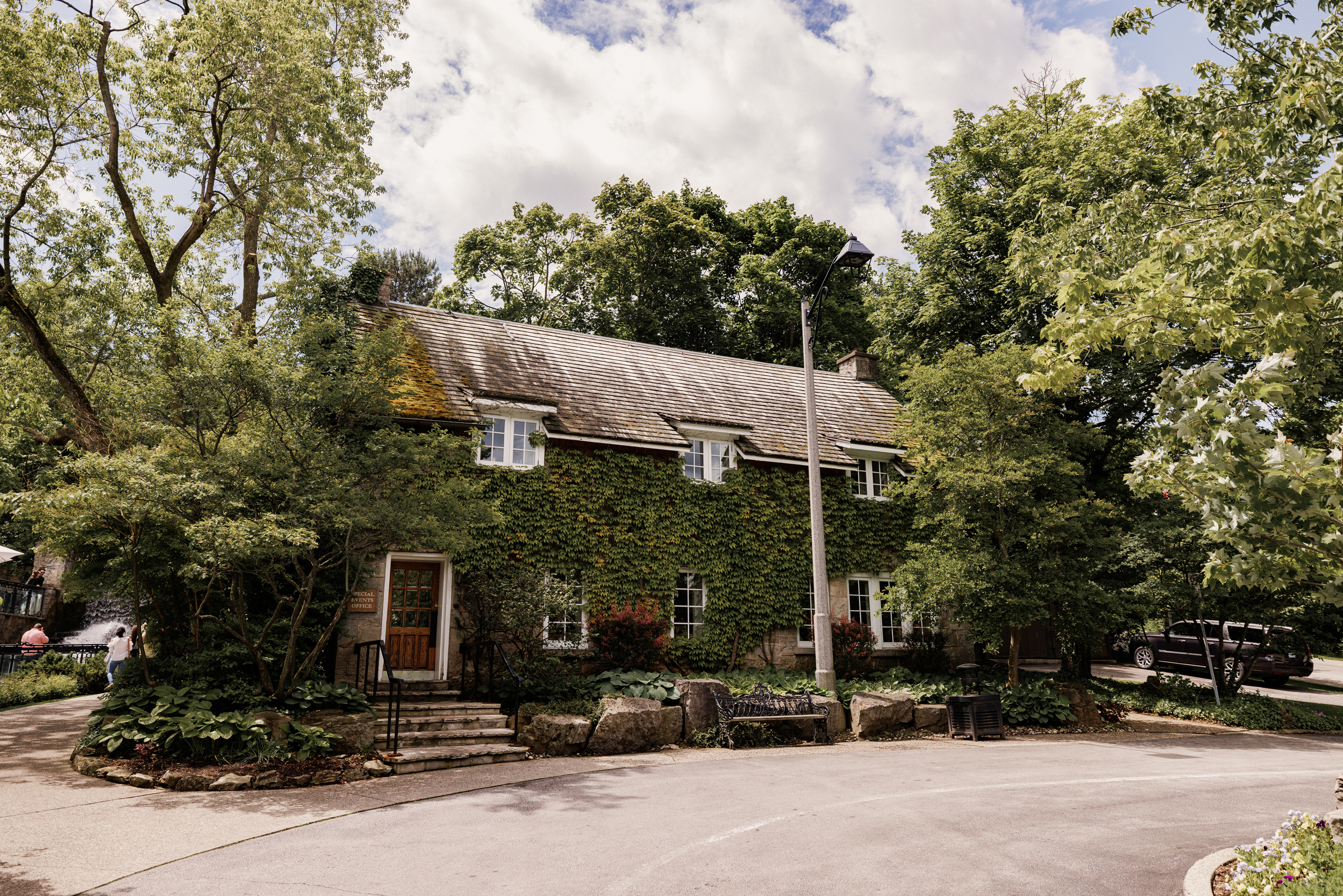 summer decor room ancaster mill wedding