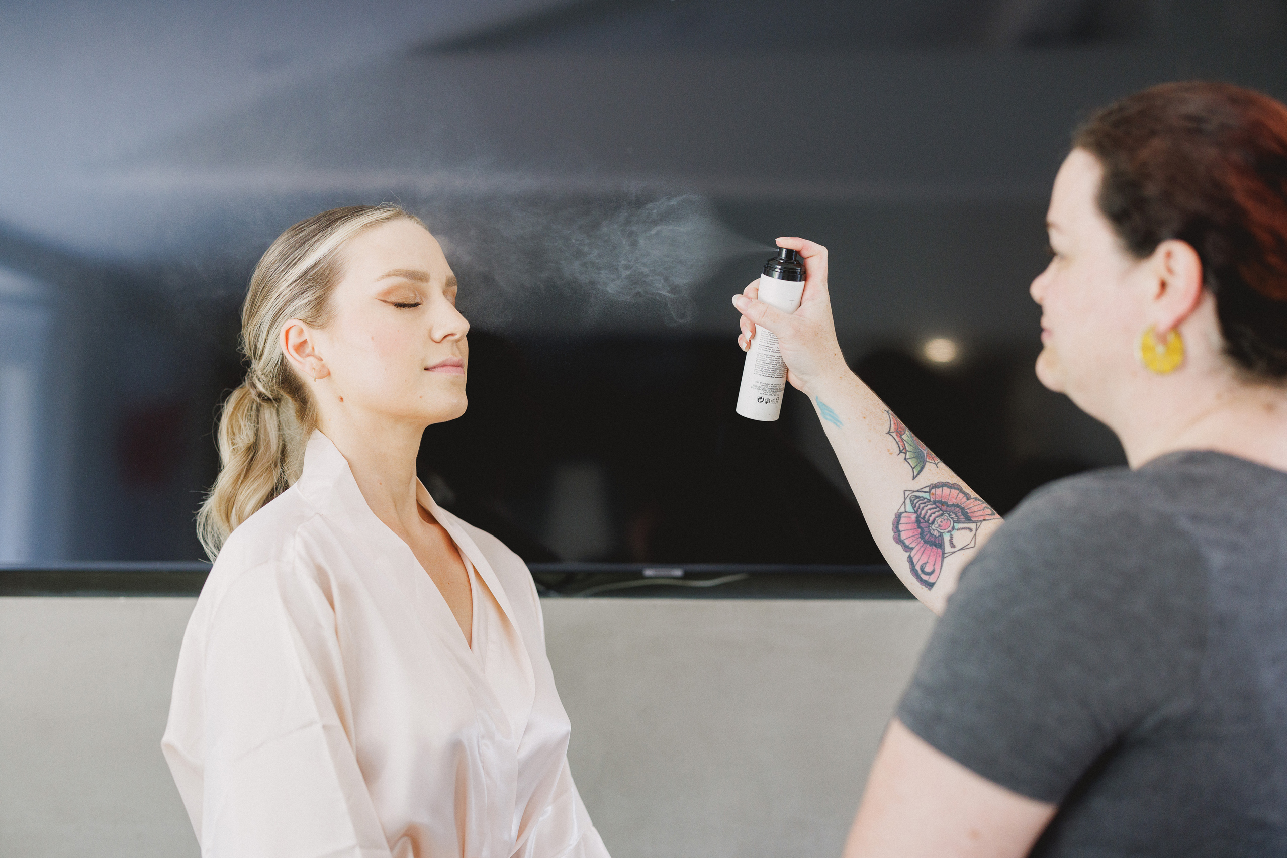 makeup setting spray bride getting ready