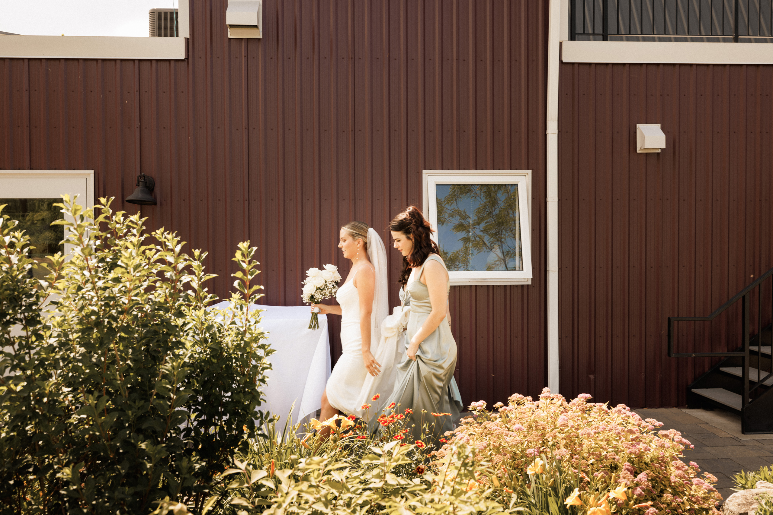 first look cave spring vineyard summer wedding