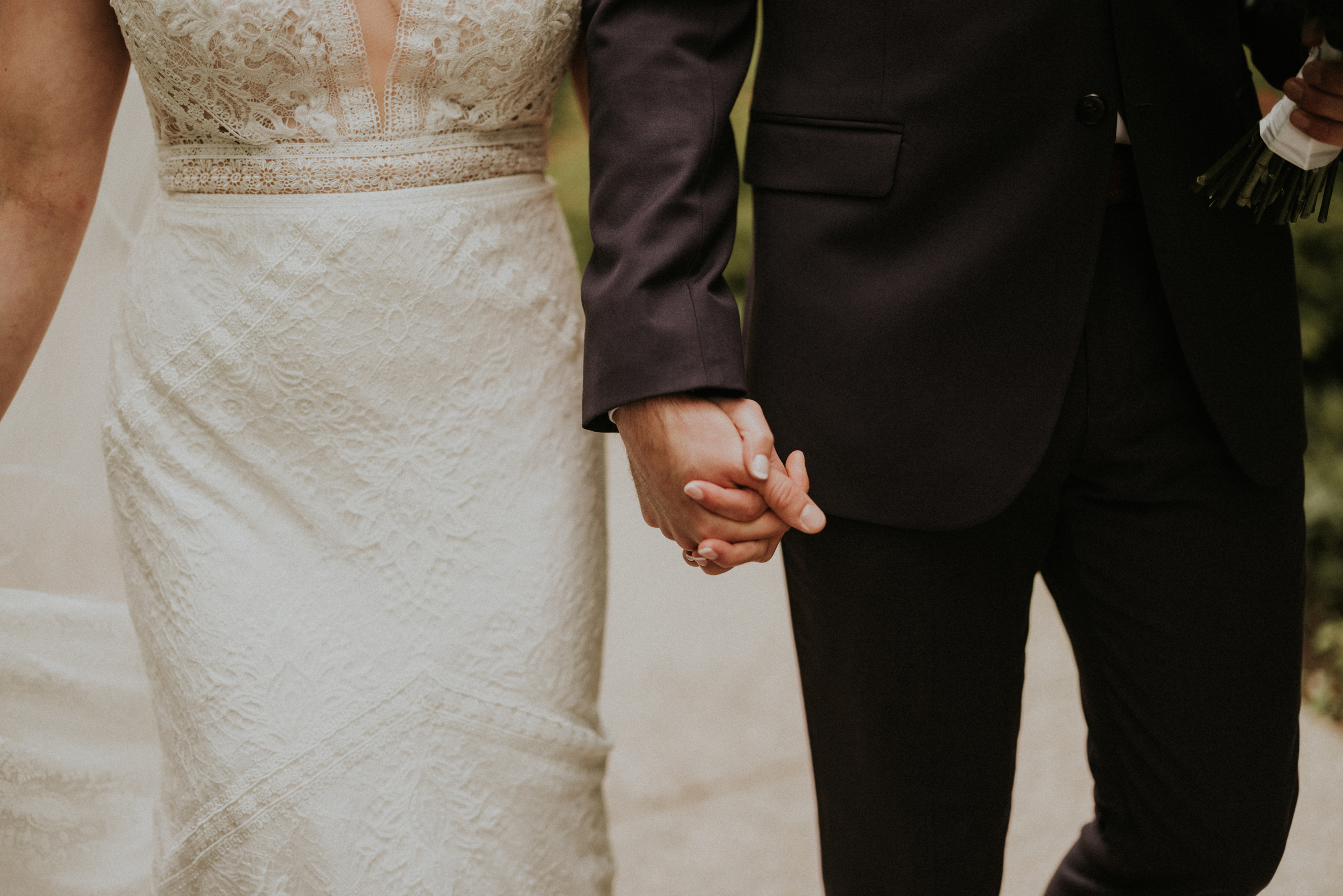 bride groom forest trail ancaster mill wedding romantic