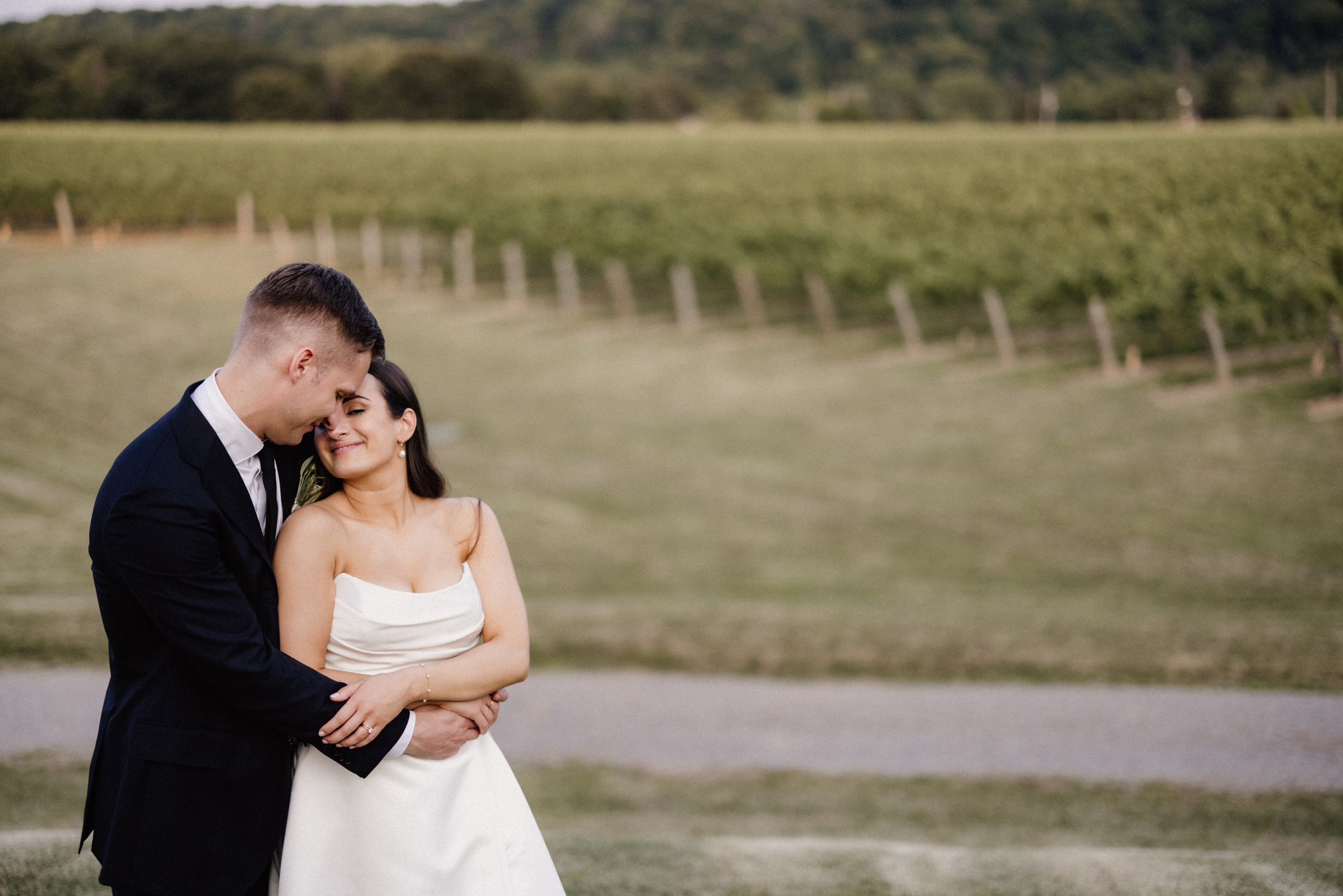 bride groom playful portraits niagara photography cave spring vi