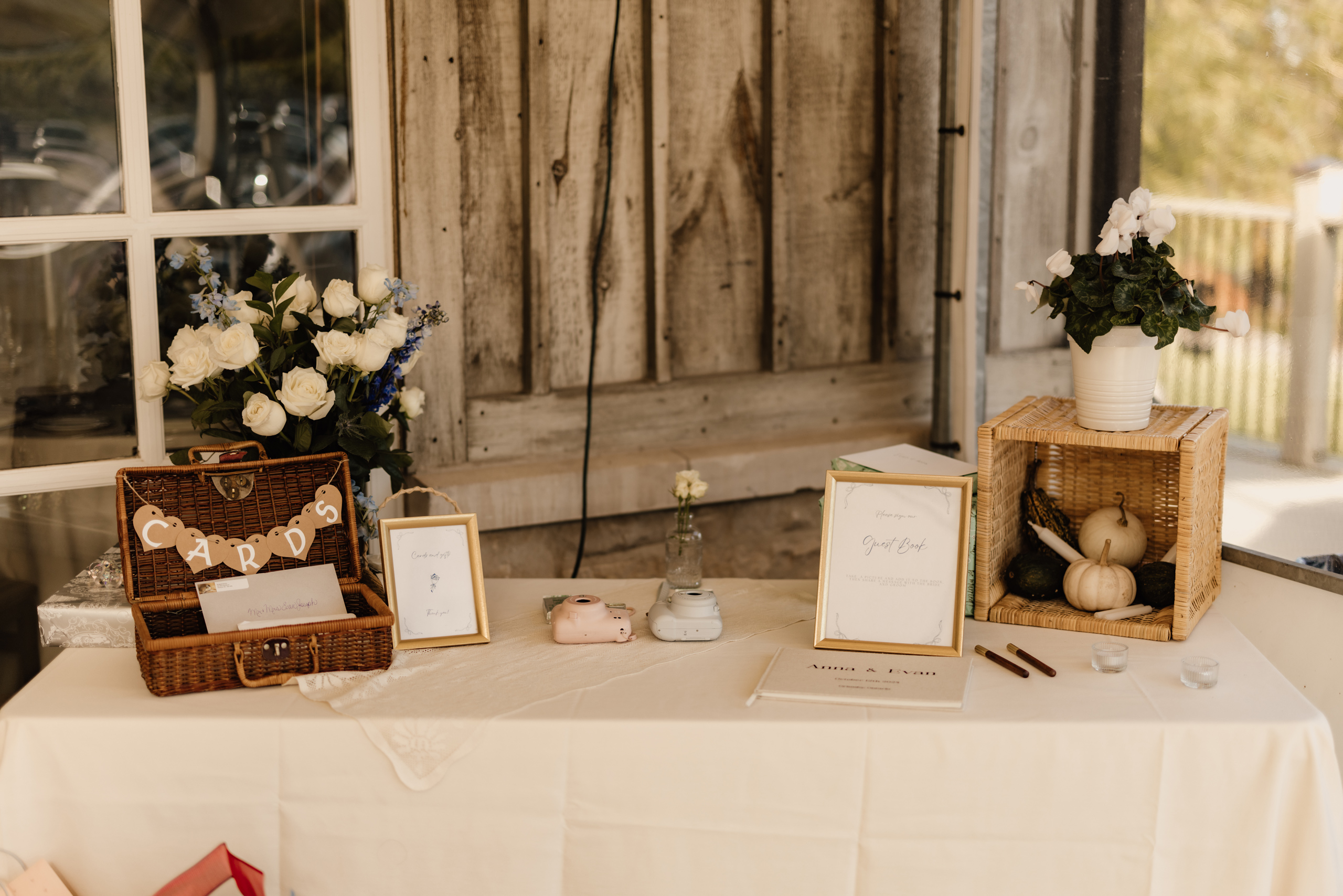 card table cocktail hour peninsula ridge wedding