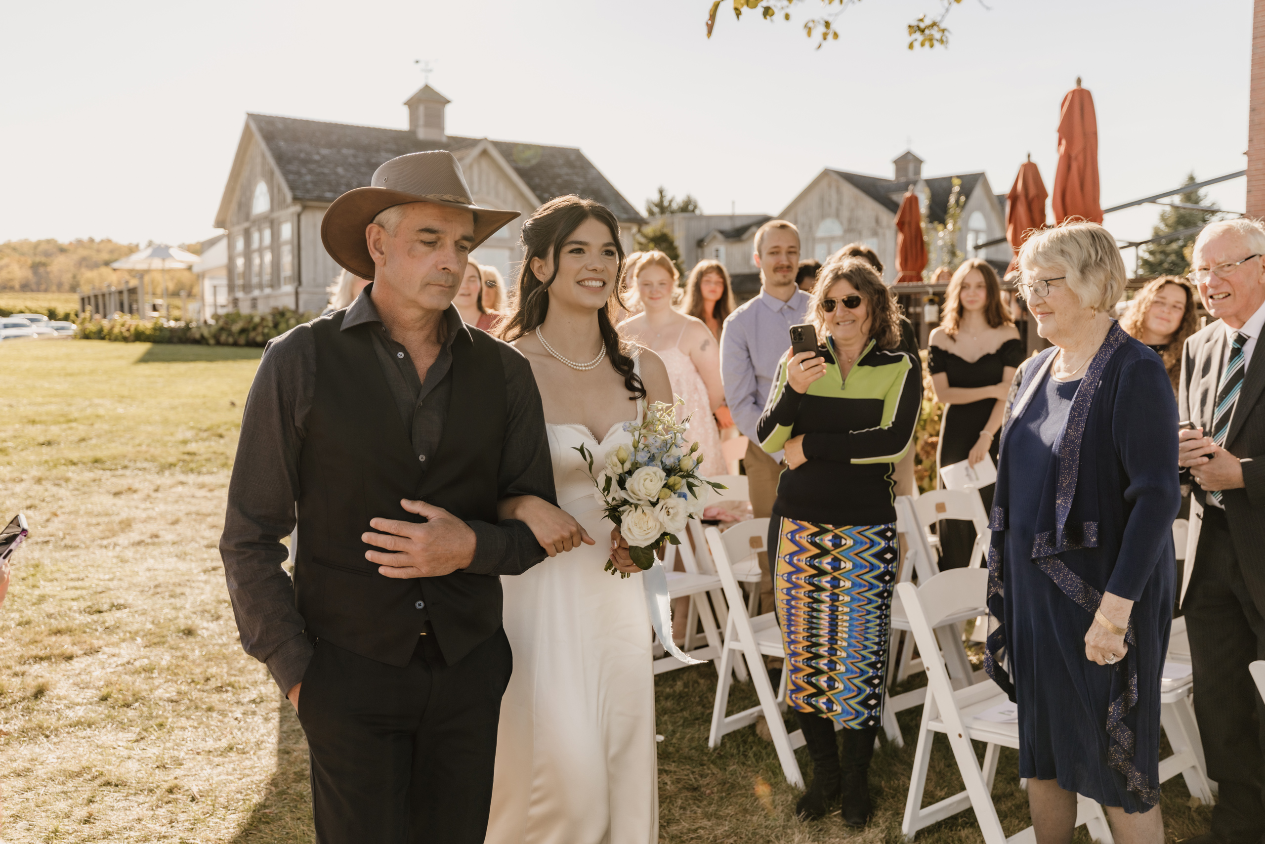outdoor wedding ceremony under big tree peninsula ridge estates