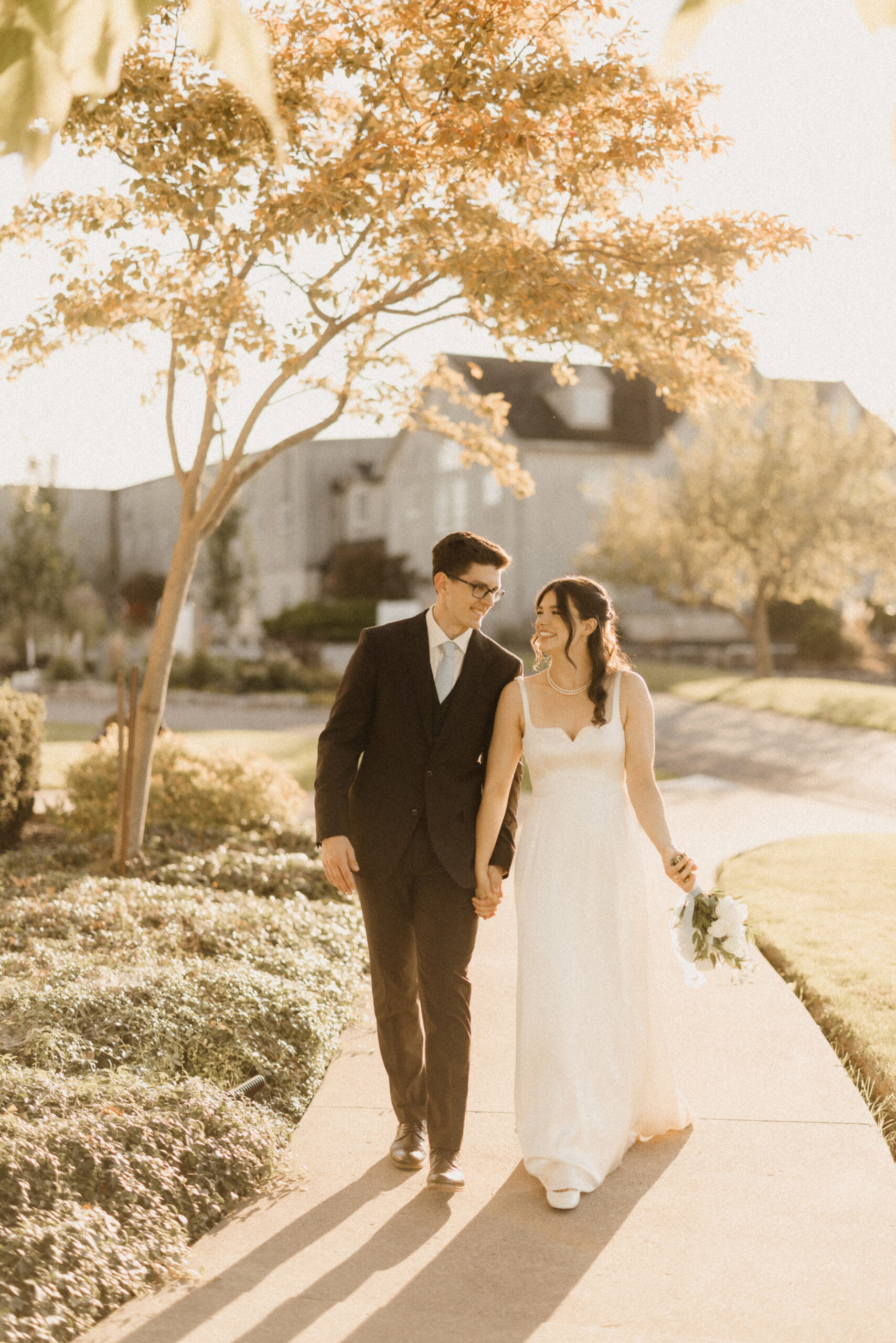 playful romantic wedding photography peninsula ridge estate wine