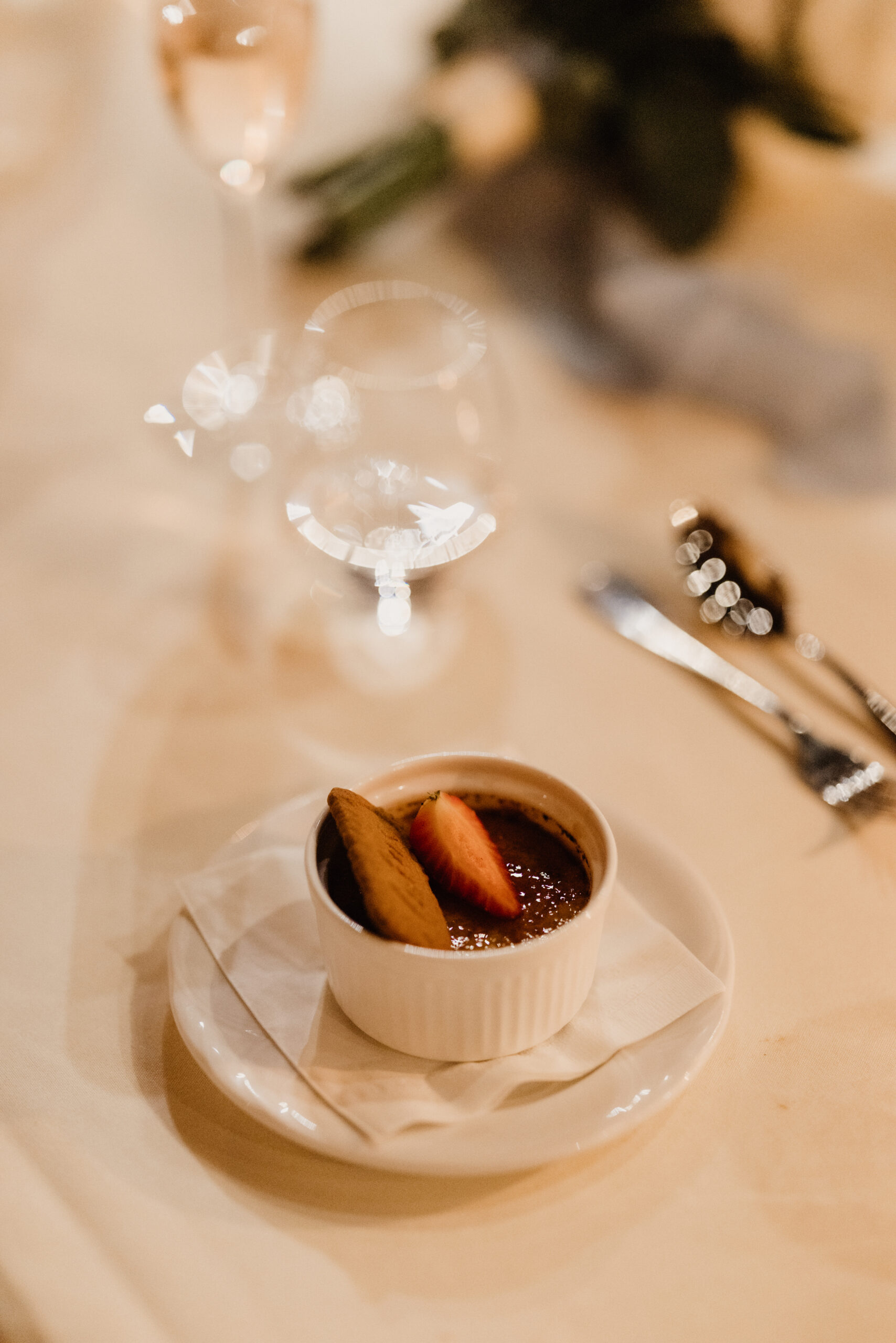 creme brulee wedding dessert