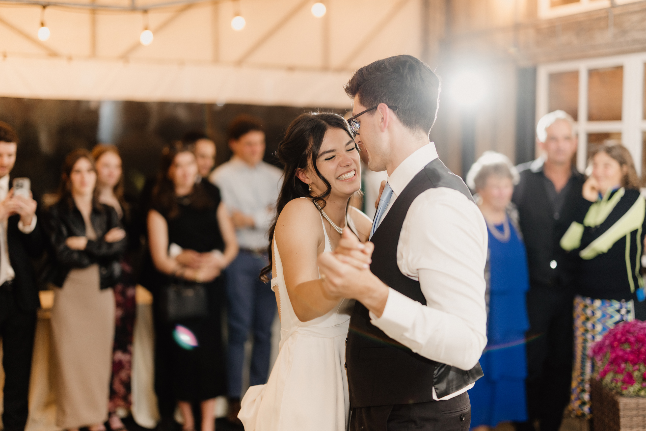 bride groom first dance patio peninsula ridge winery wedding aut