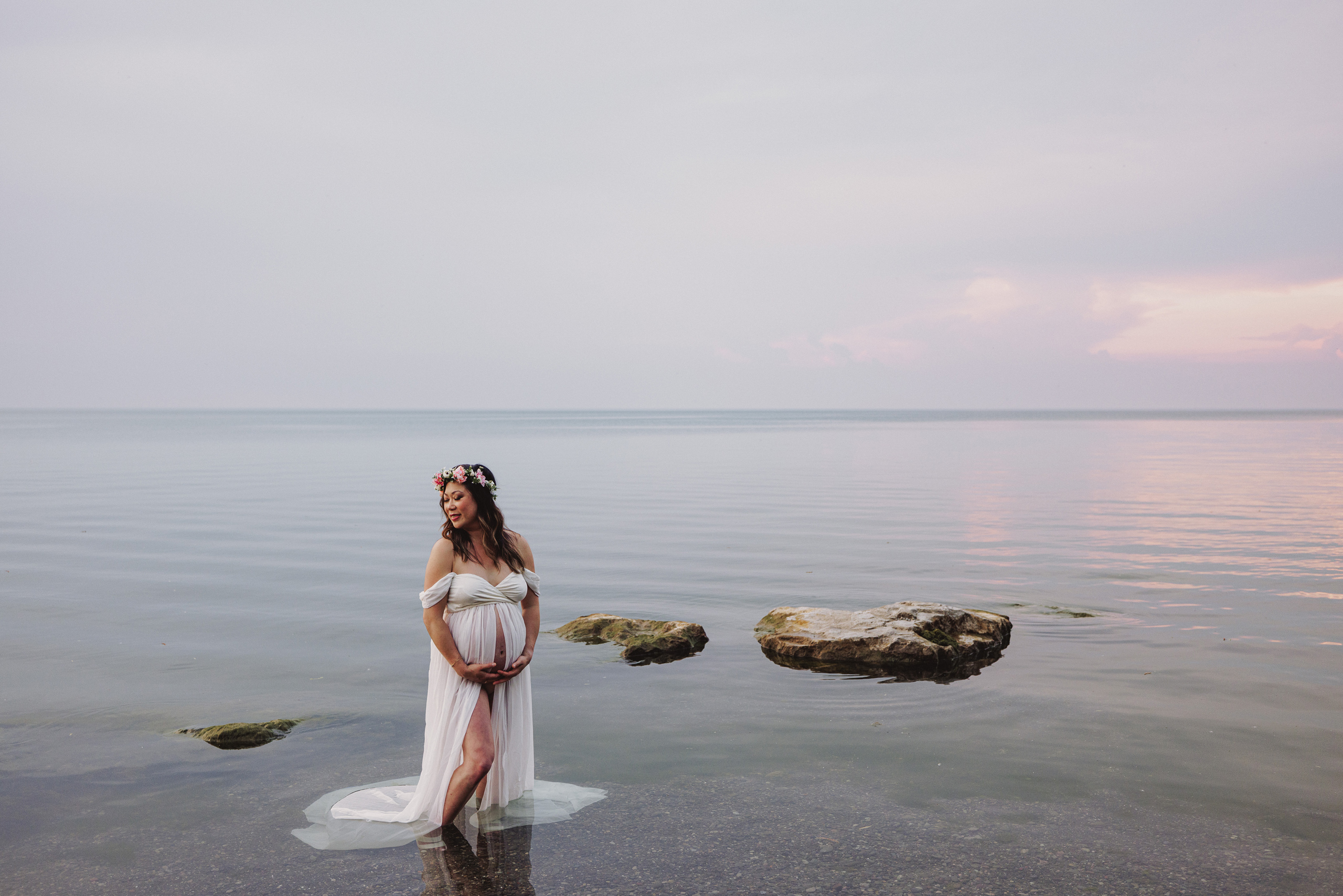 sunsert beach maternity session niagara afterglow images film ph