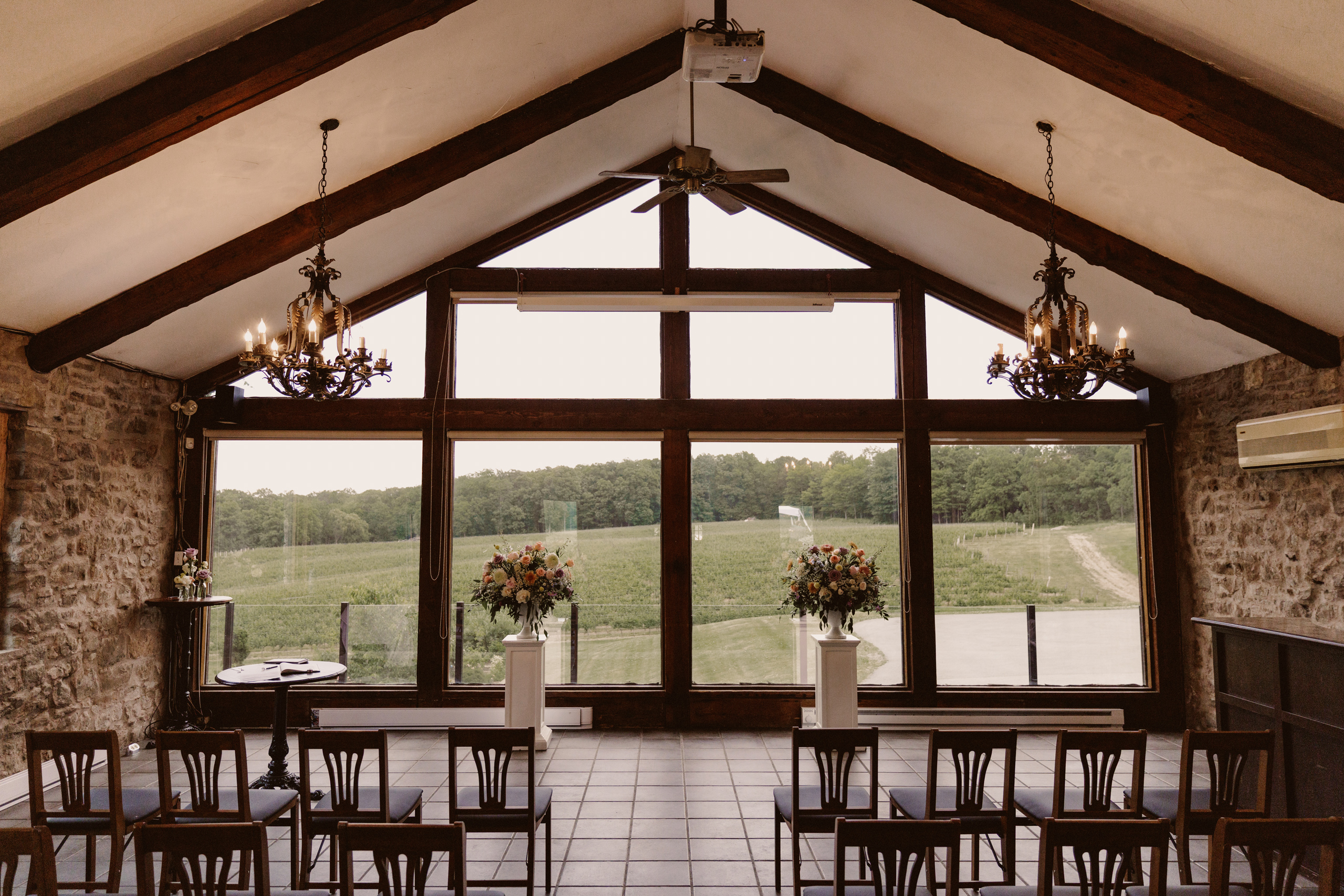 carriage house wedding vineland estates winery
