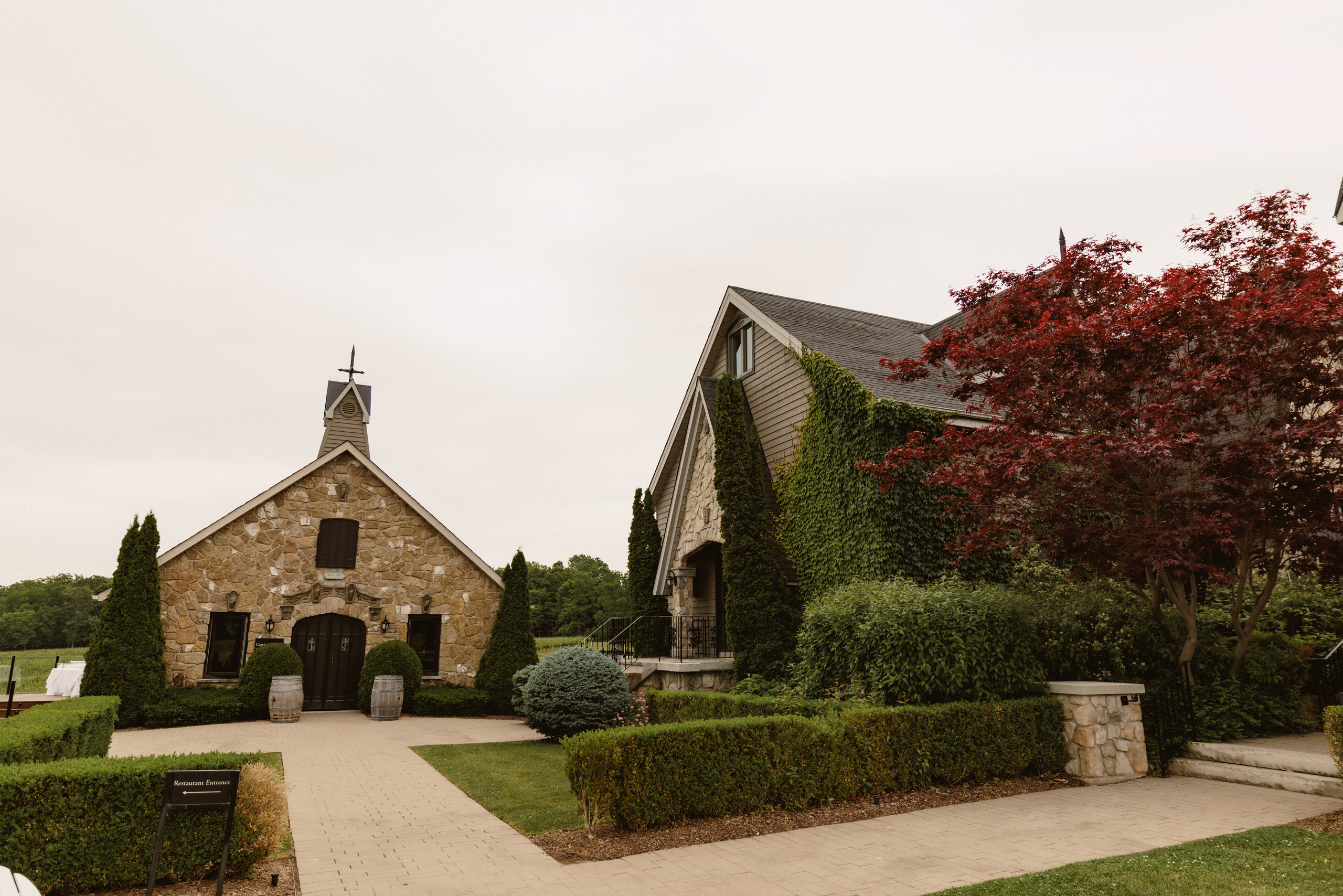 vineland estates carriage house wedding photo afterglow