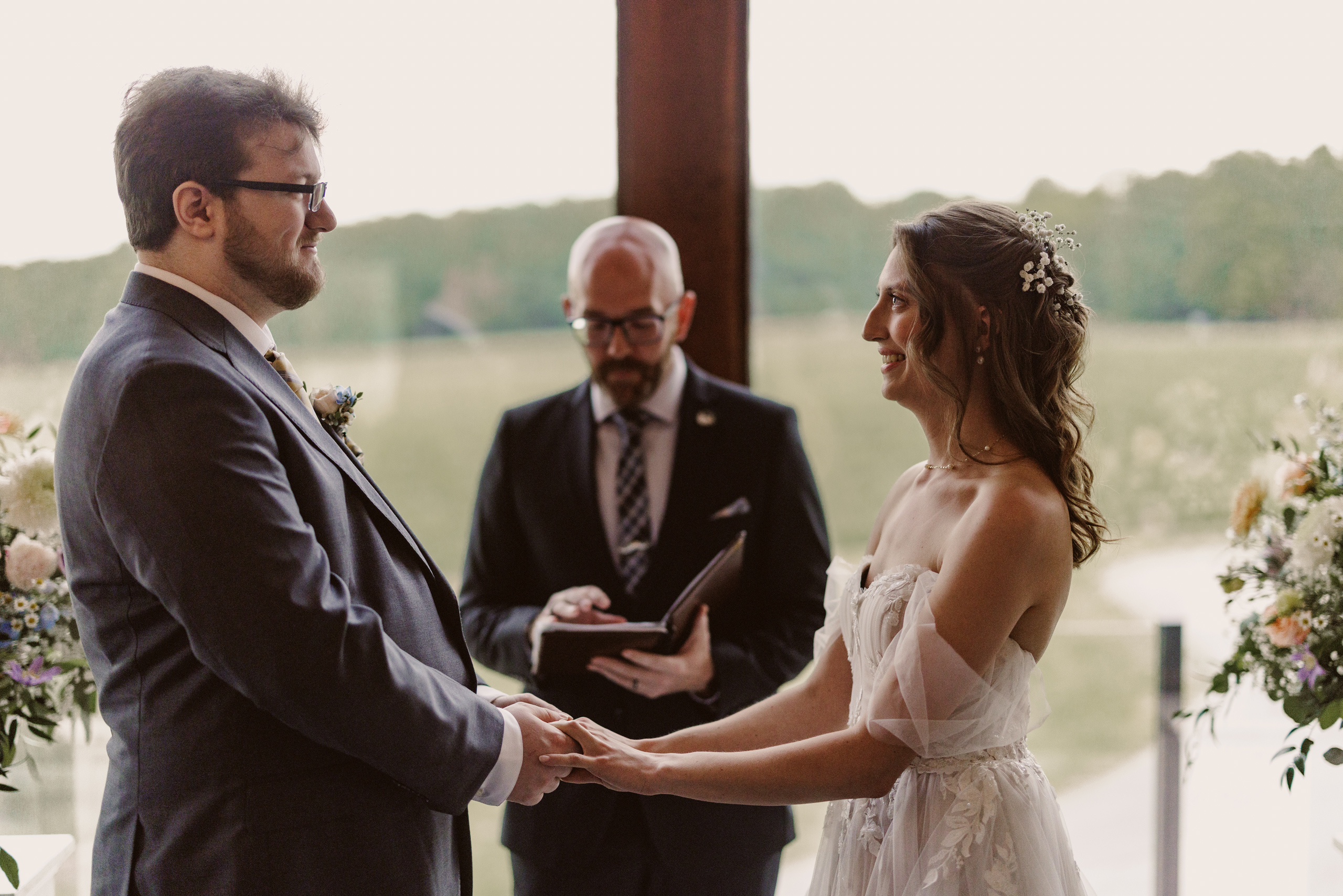 vineland estates carriage house wedding photo afterglow