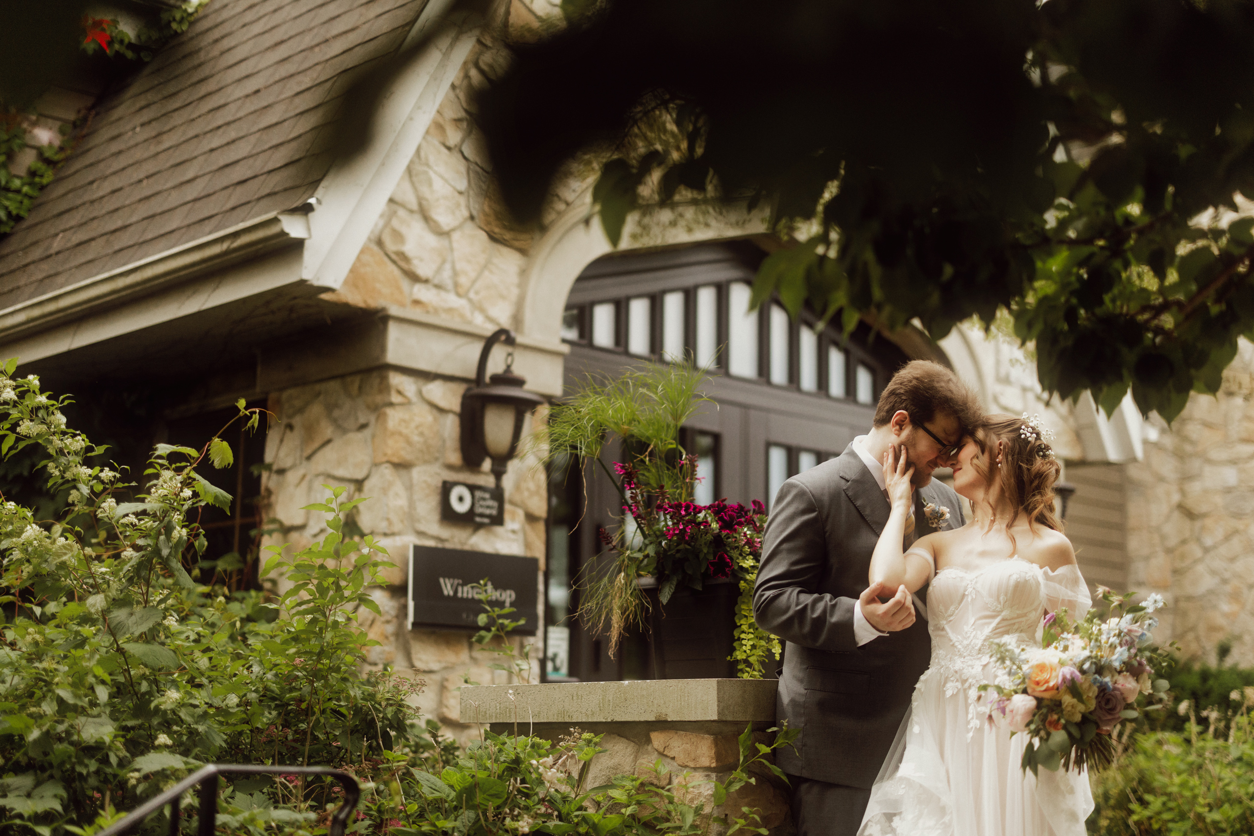 romantic wedding photography vineland afterglow