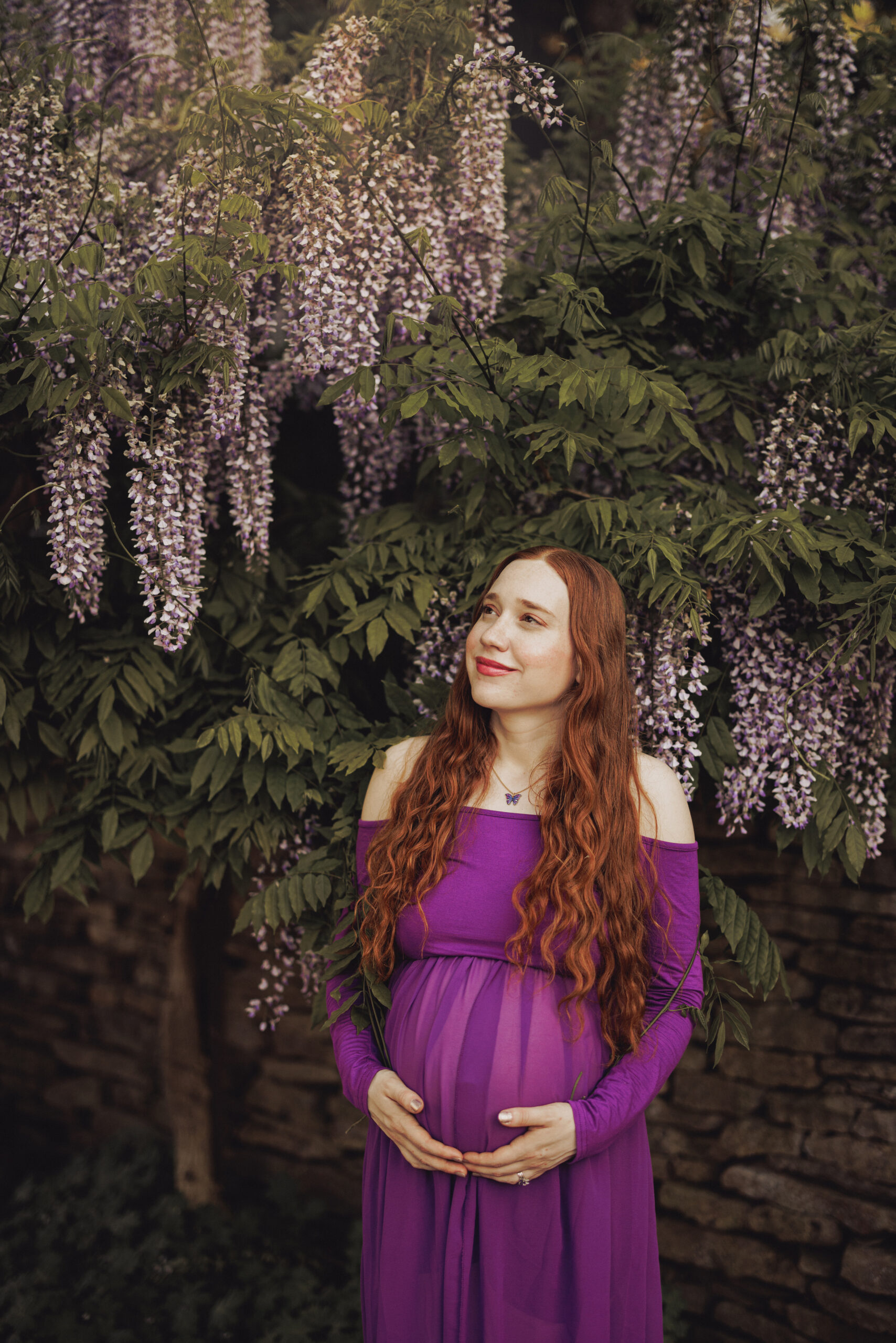spring maternity session purple flowers redhead niagara photographer