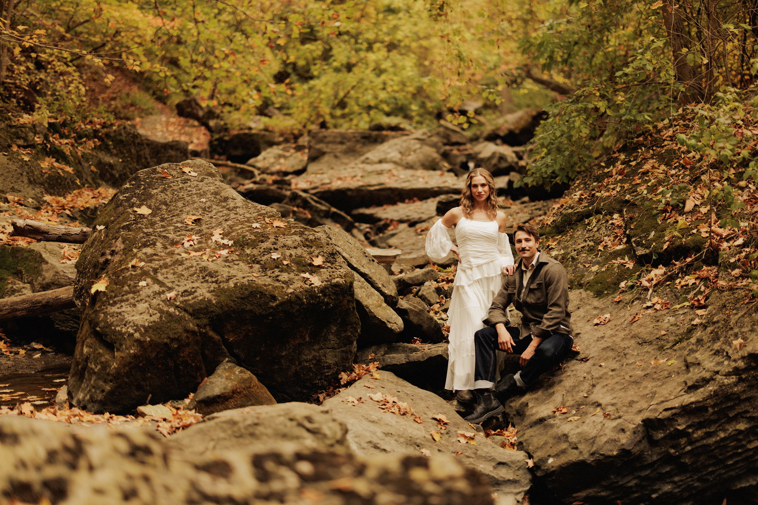 romantic fall engagement photography forest niagara