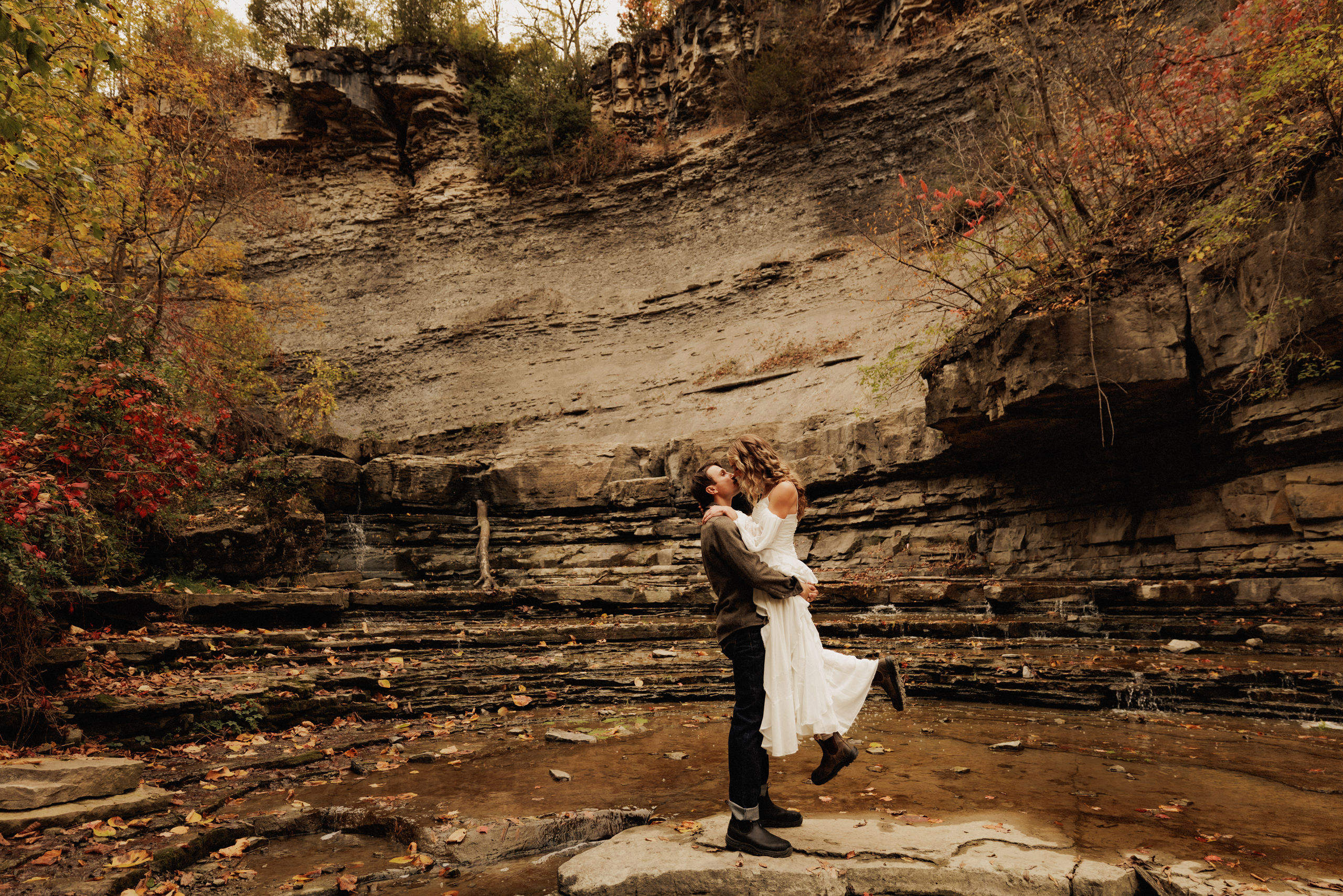 romantic fall engagement photos waterfall niagara afterglow