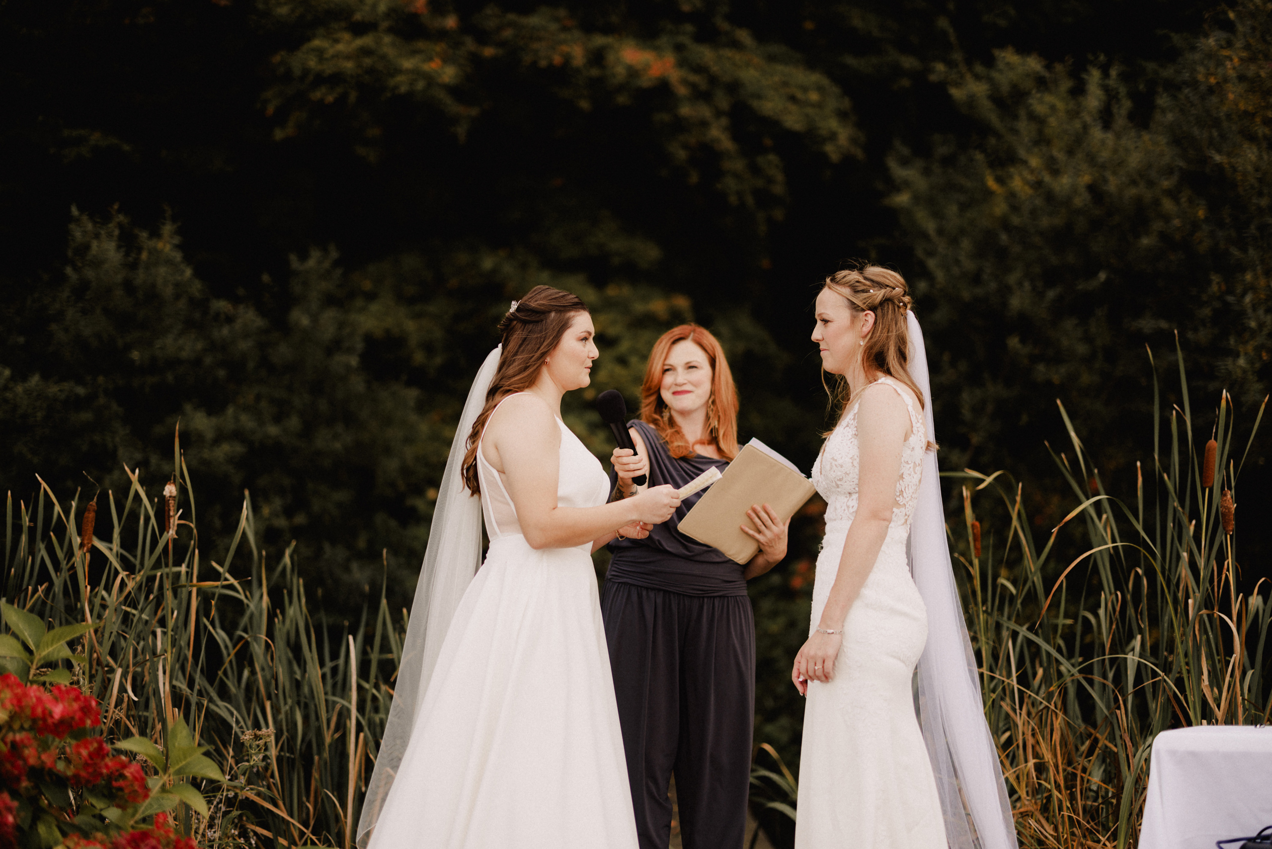 catherine skinner wedding officiant cave spring vineyard autumn