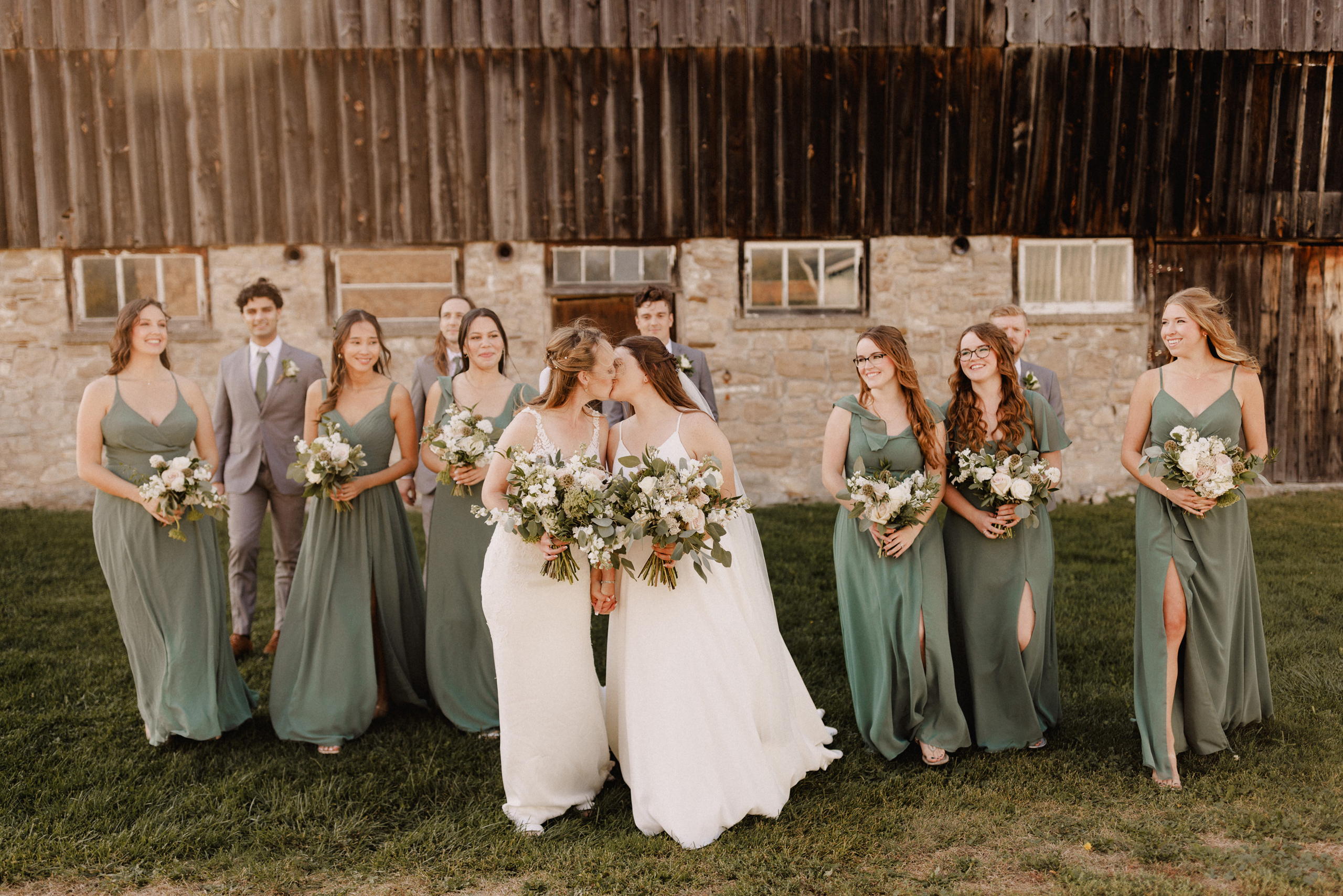 big group photo wedding party barn cave spring