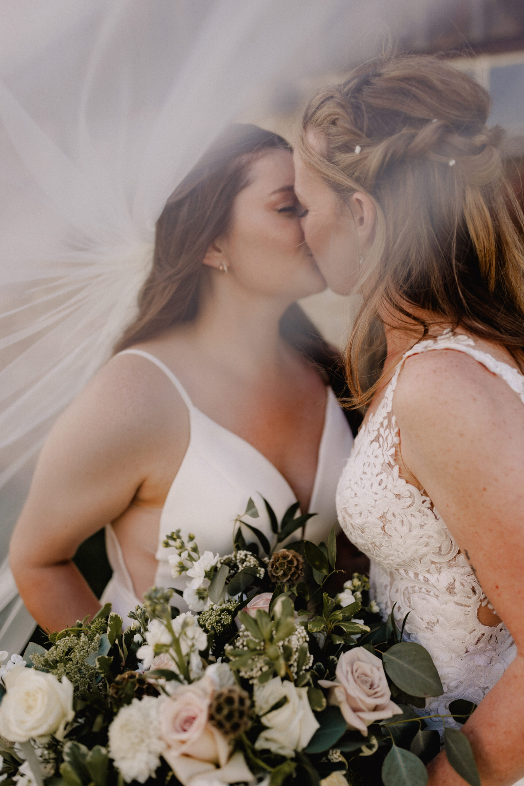 romantic wedding photography afterglow images