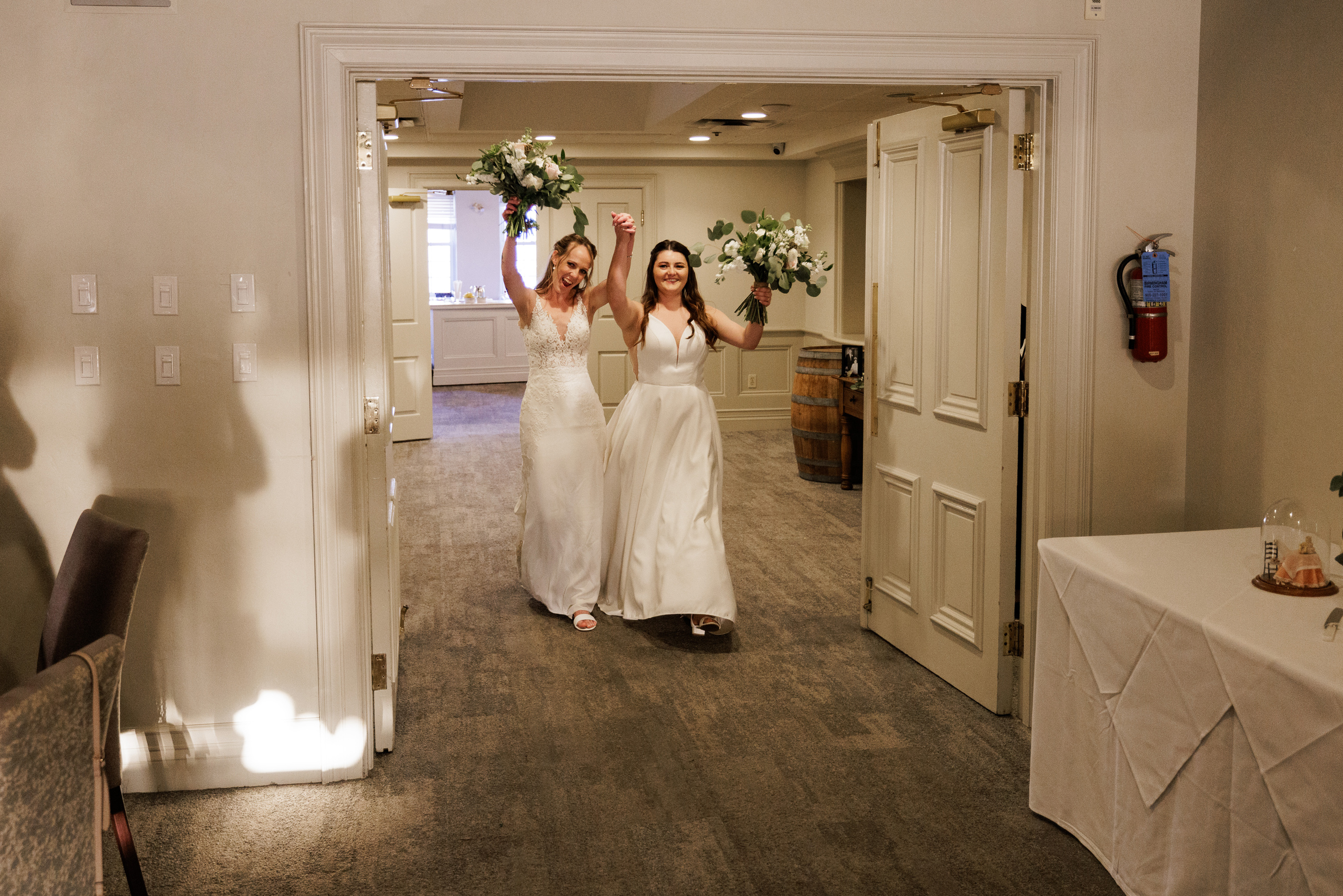 two brides entrance windows room inn on the twenty