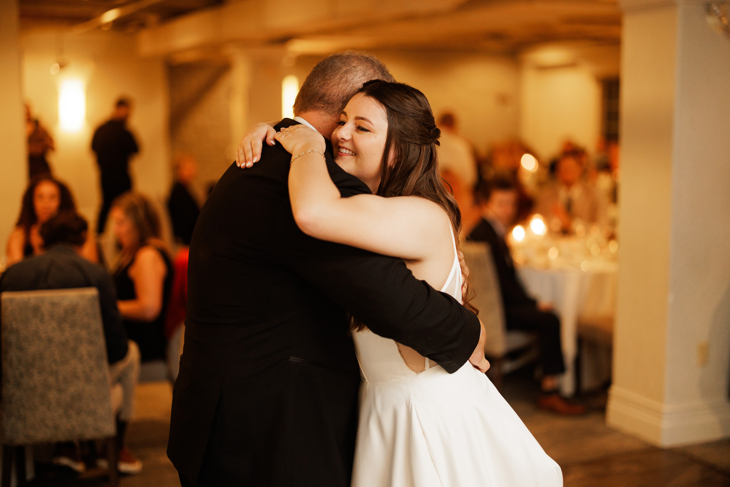 father daughter first dance windows room wedding