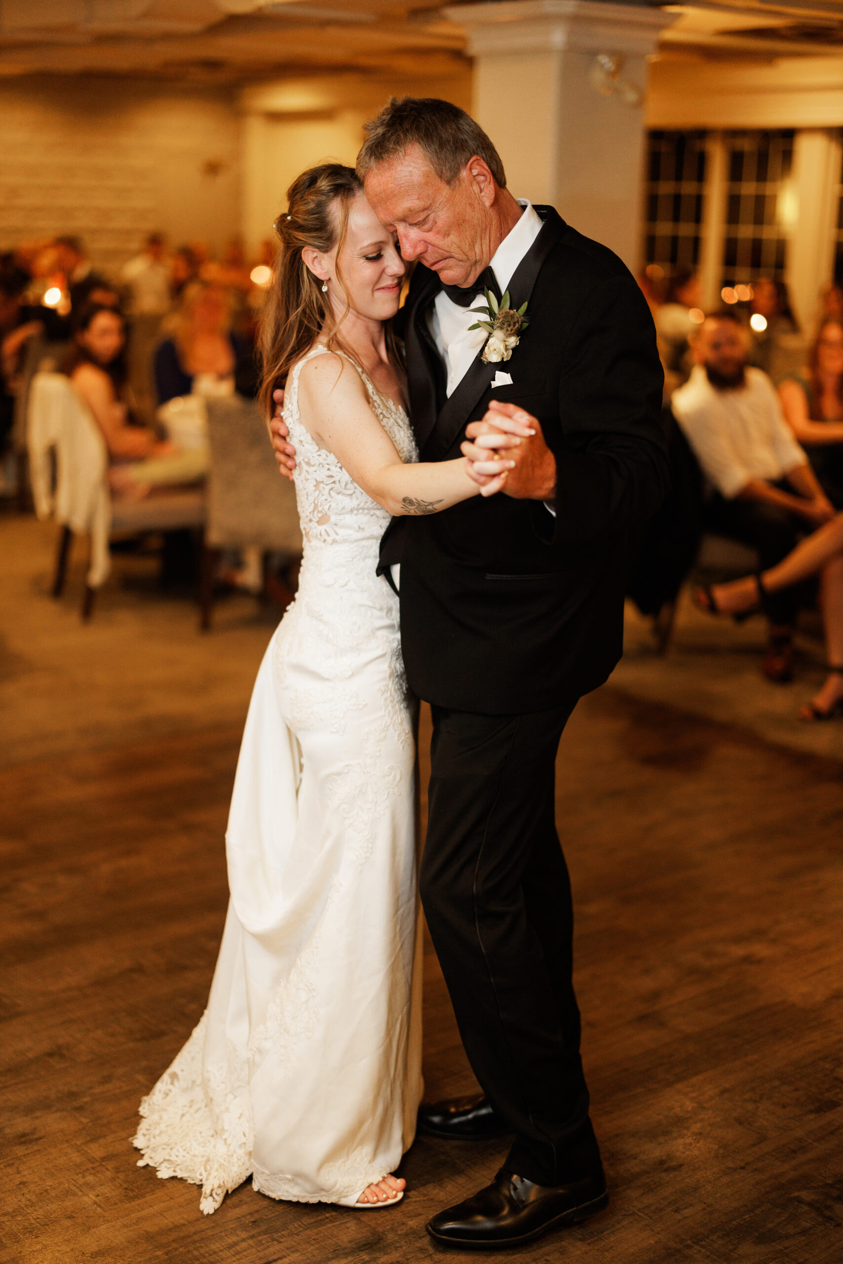 father daughter first dance windows room wedding