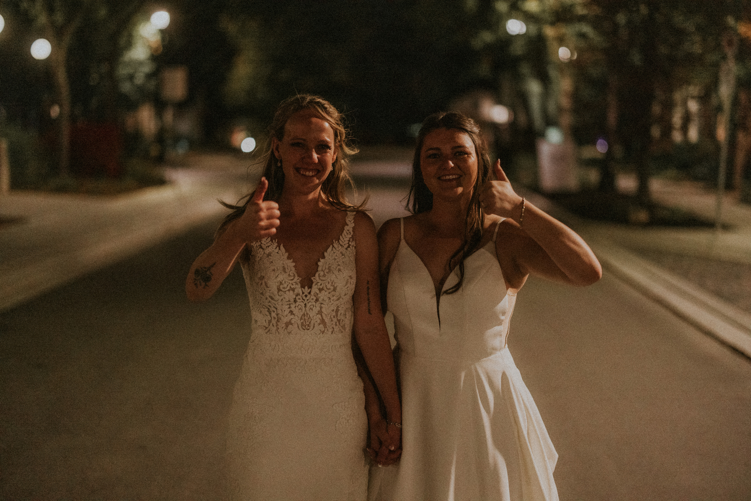 night photo kiss afterglow images wedding photographer