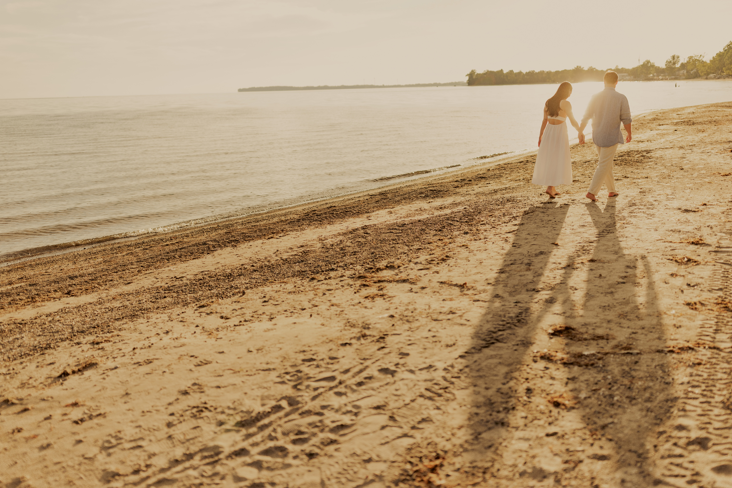 romantic beach couples session niagara