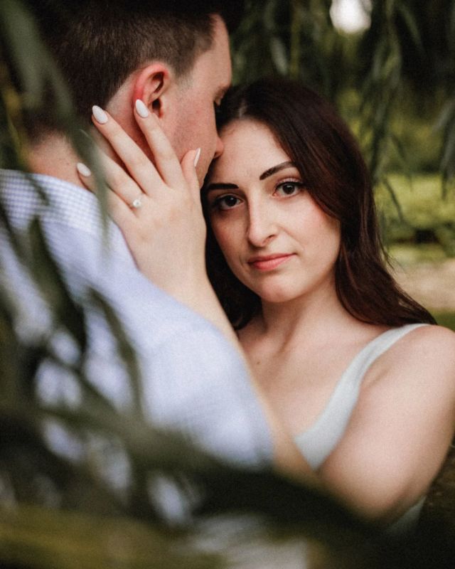 Say "he's mine" without using your words. #afterglowportraits 
.
.
#engagementsession #iwill #mine #romantic #engaged #marryme #niagaraphotographer #couplegoals #realcouple #niagaraweddings #engagementring #real #genuine #love #simple #lifeisgood #beautiful #reallove